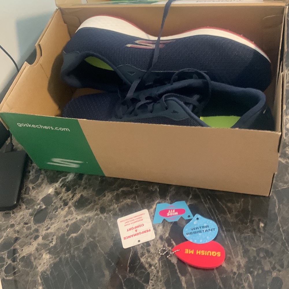 ⛳️ SKECHERS WATER RESISTANT 10WIDE WOMENS GOLF SHOES. - Picture 4 of 8